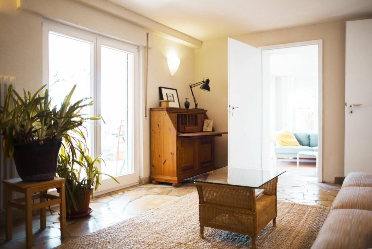 Bed & Breakfast Unter Den Linden Hungen Екстериор снимка