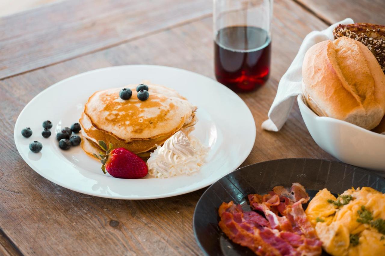 Bed & Breakfast Unter Den Linden Hungen Екстериор снимка